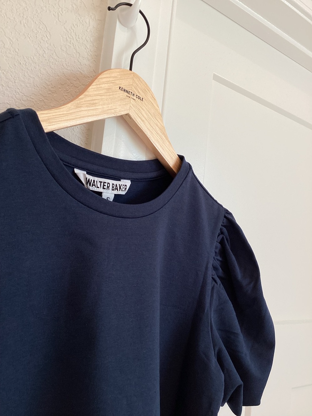 Walter Baker Short Sleeve Top Harley New Small Navy Anthropologie - Picture 6 of 11